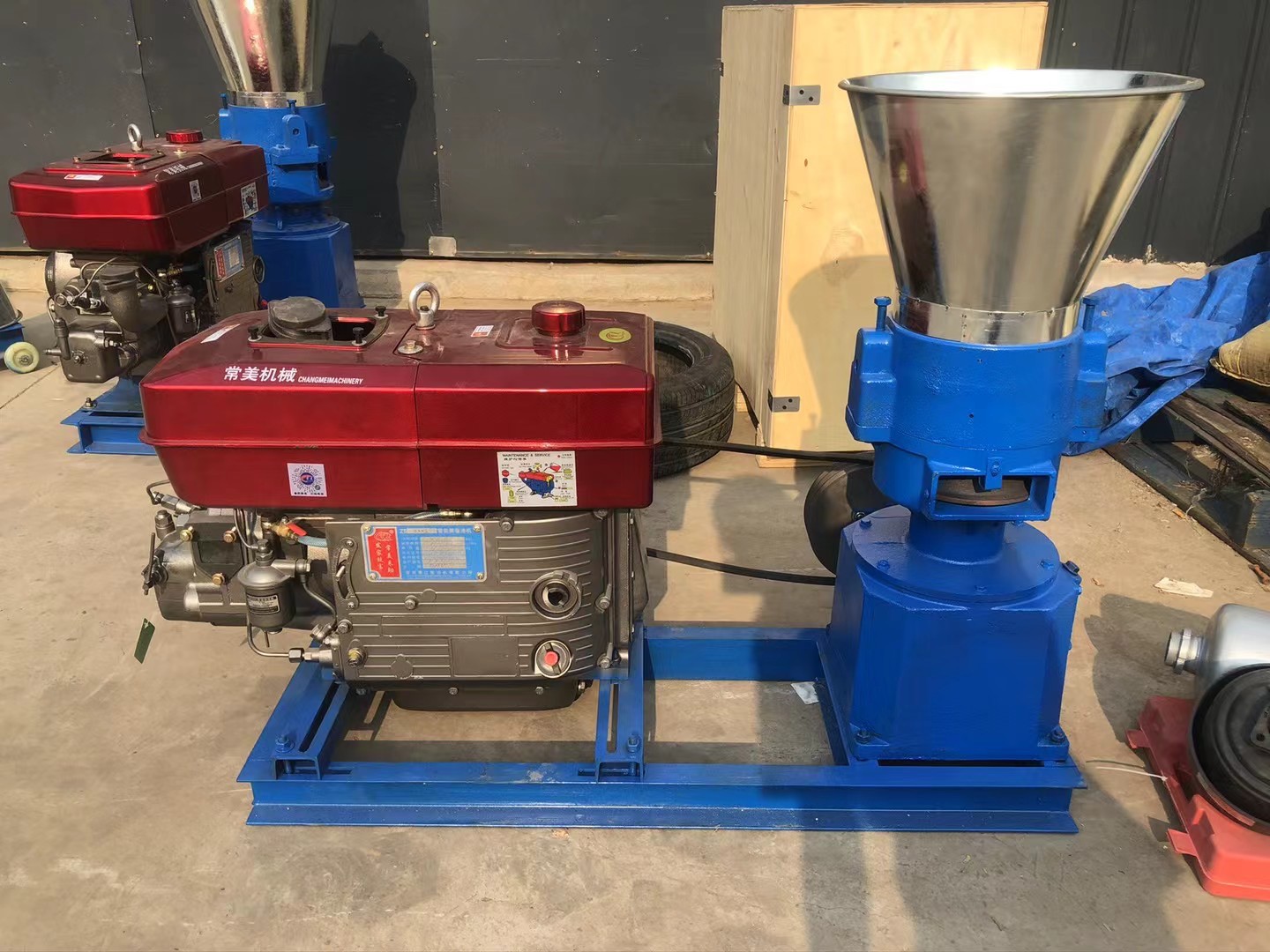 chicken feed processing machine